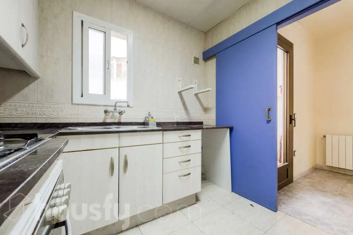 Cocina de Piso en venta en Barcelona con Aire acondicionado, Calefacción y Balcón