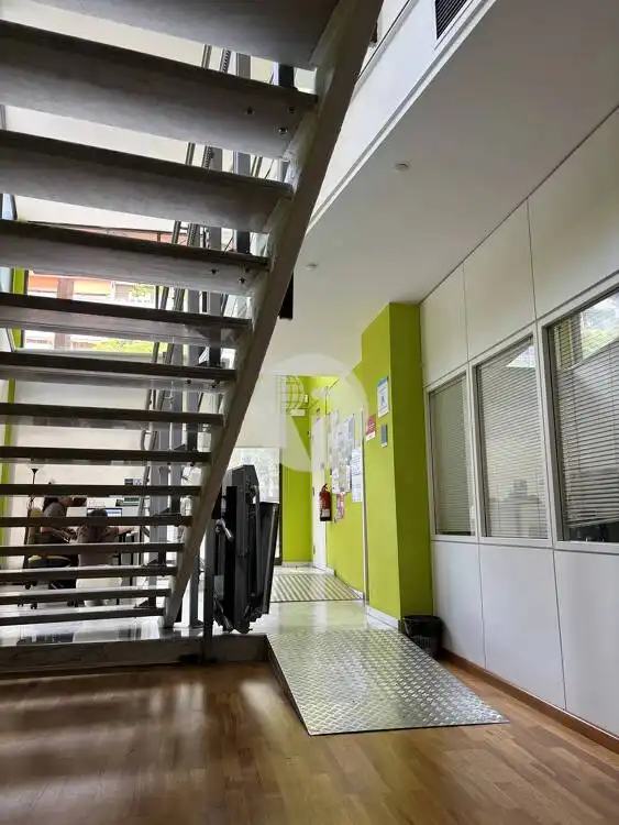 Local comercial en venda a Les Corts, imagen 2