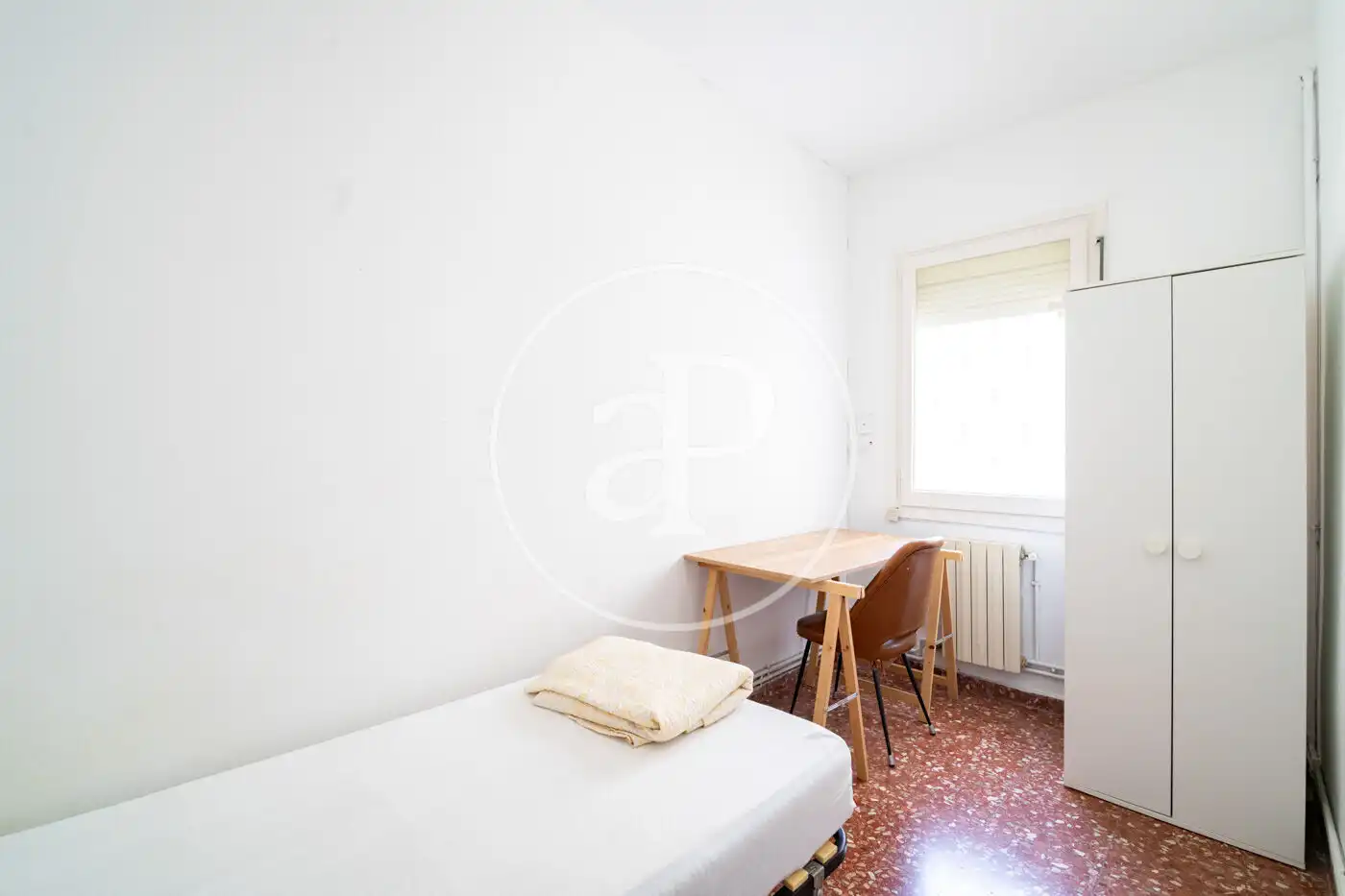 Habitación de Piso de alquiler en Barcelona con Calefacción, Terraza y Amueblado