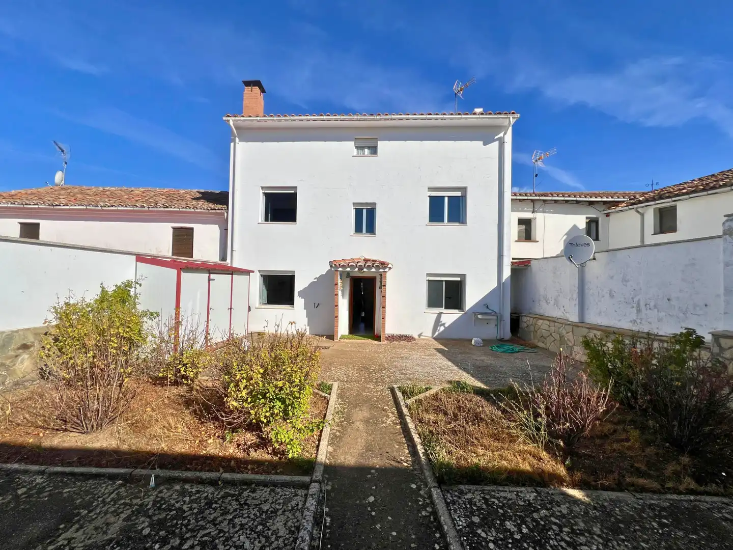 Villa mit Garten zum Verkauf in Calle Real, imagen 2