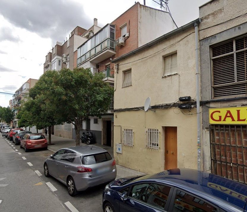 Vista exterior de Apartament en venda en  Madrid Capital