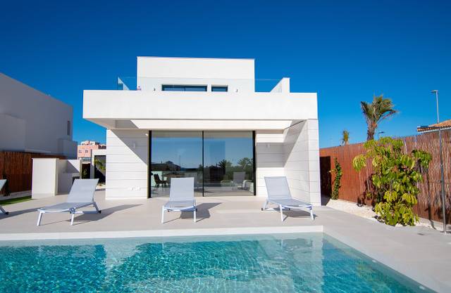 Casa-chalet en Venta en Los Montesinos