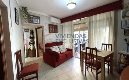 Living room of Flat for sale in  Barcelona Capital  with Air Conditioner, Terrace and Balcony