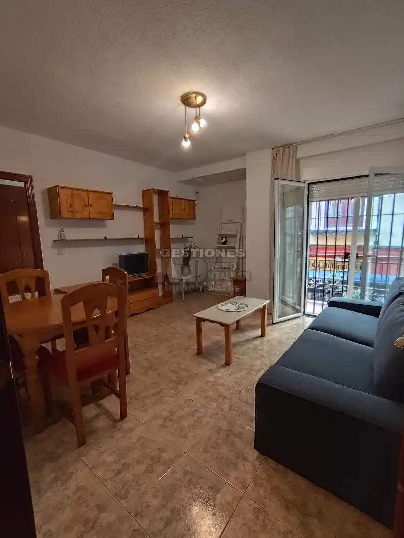 Appartamento con terrazza in affitto a Calle Cetti Meriem