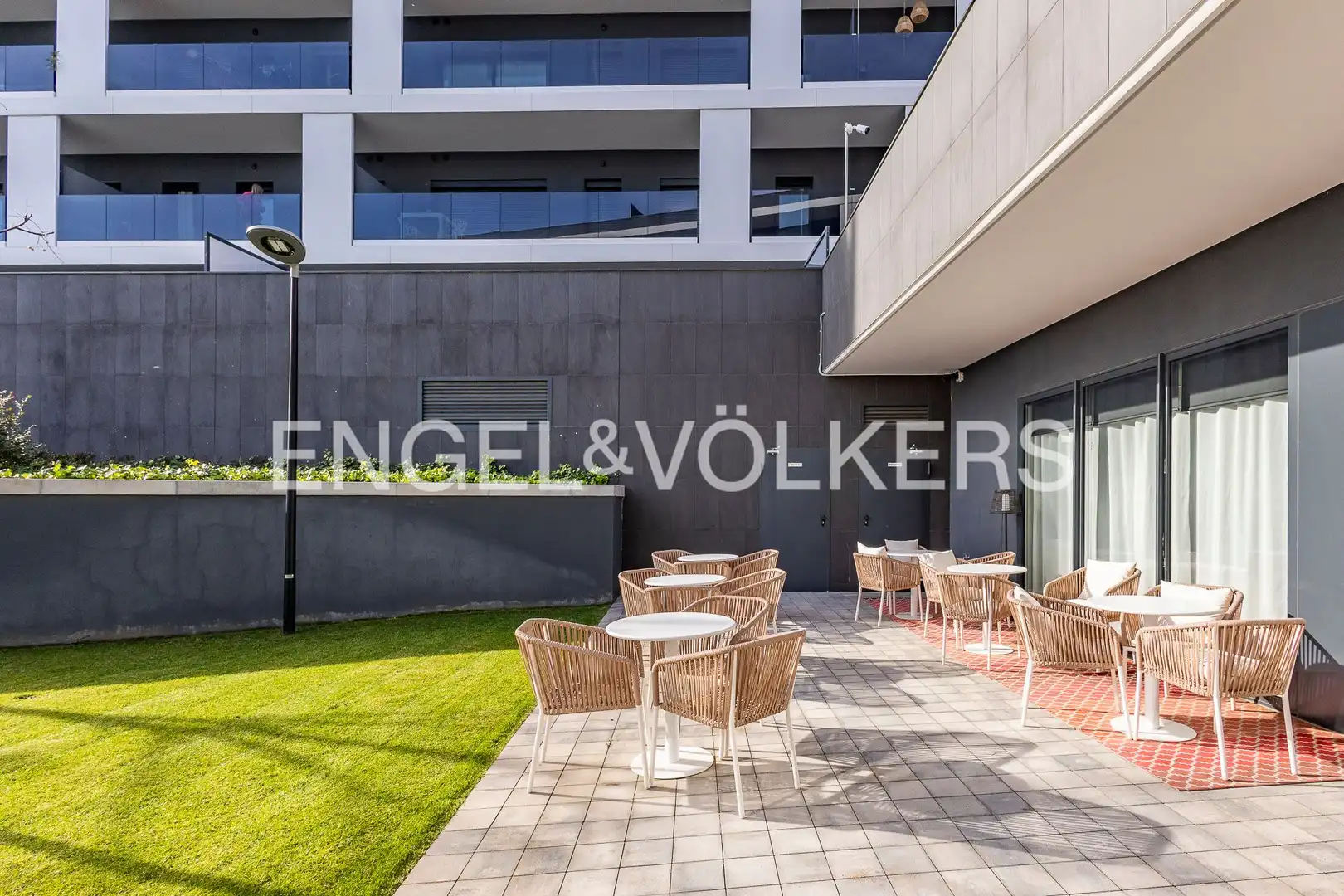 Terraza de Apartamento en venta en Esplugues de Llobregat con Calefacción, Terraza y Trastero