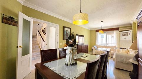 Foto 3 de Casa adosada en venta en Castilleja de la Cuesta, Sevilla
