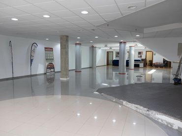 Local comercial en venda a Calle JOAN MIRO 5