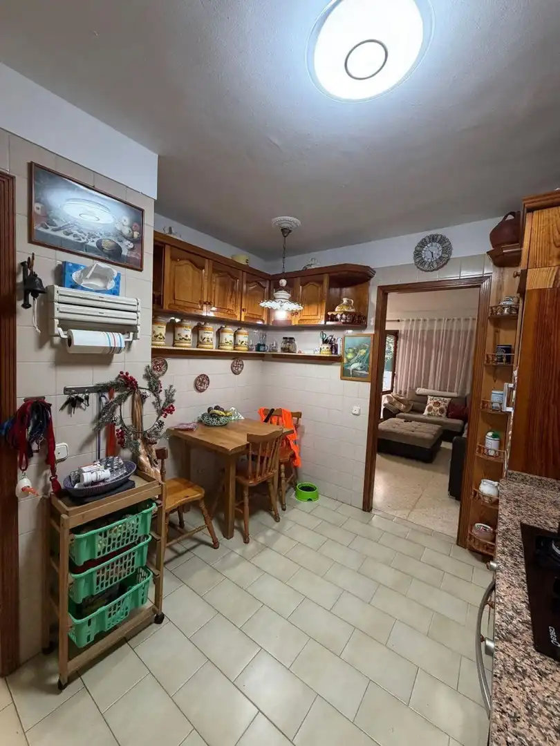 Cuina de Casa adosada en venda en Puerto de la Cruz amb Jardí privat, Terrassa i Moblat