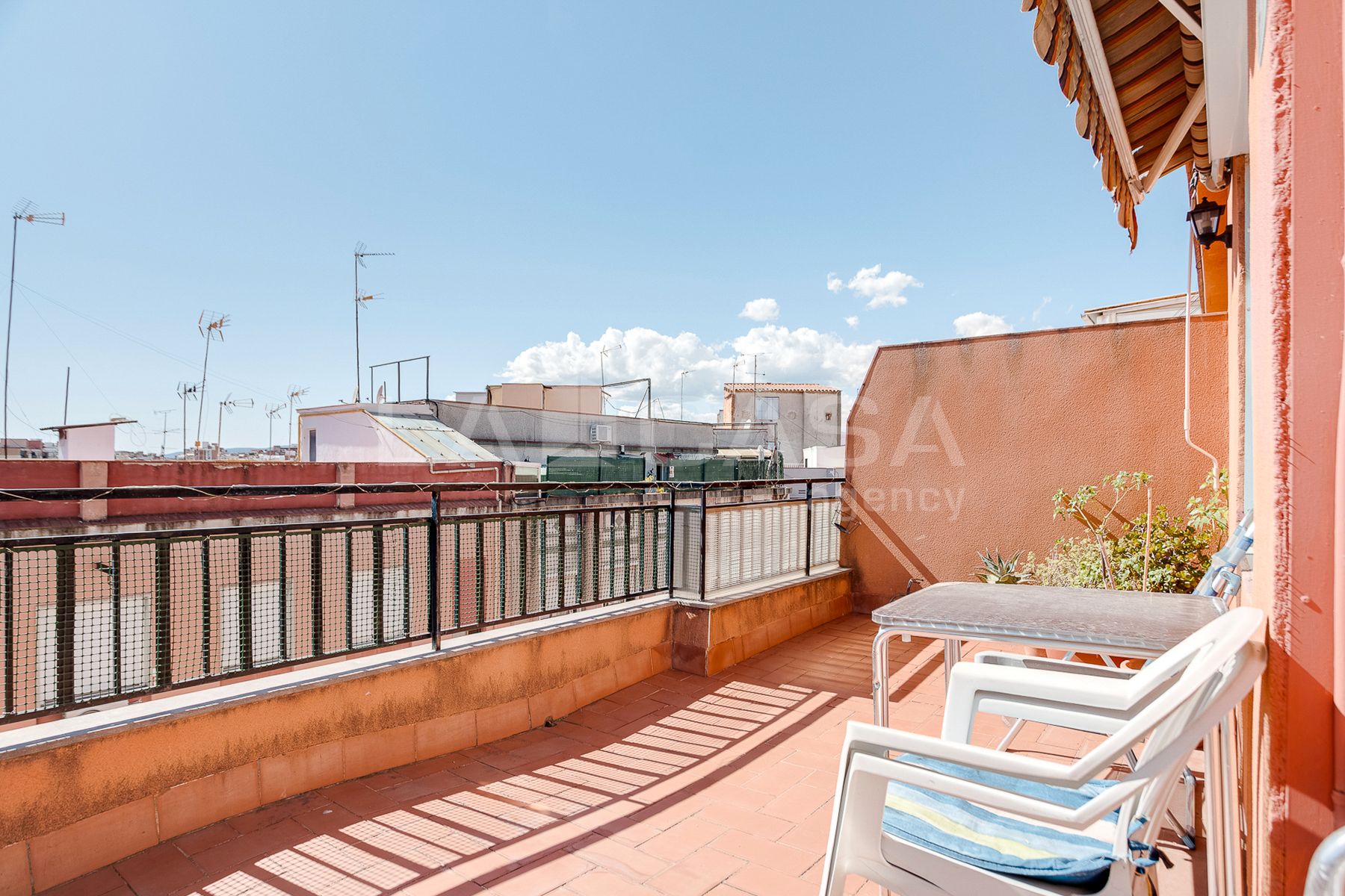 Terrace of Attic for sale in L'Hospitalet de Llobregat  with Terrace
