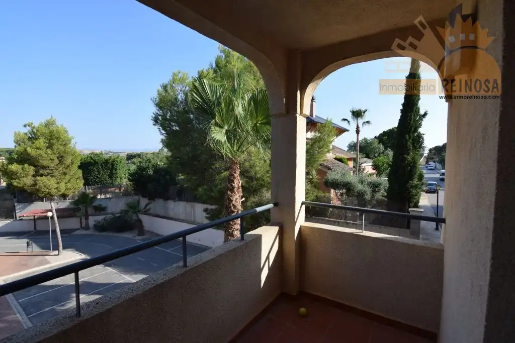 Flat for rent in Avenida del Golf, Altorreal - El Chorrico