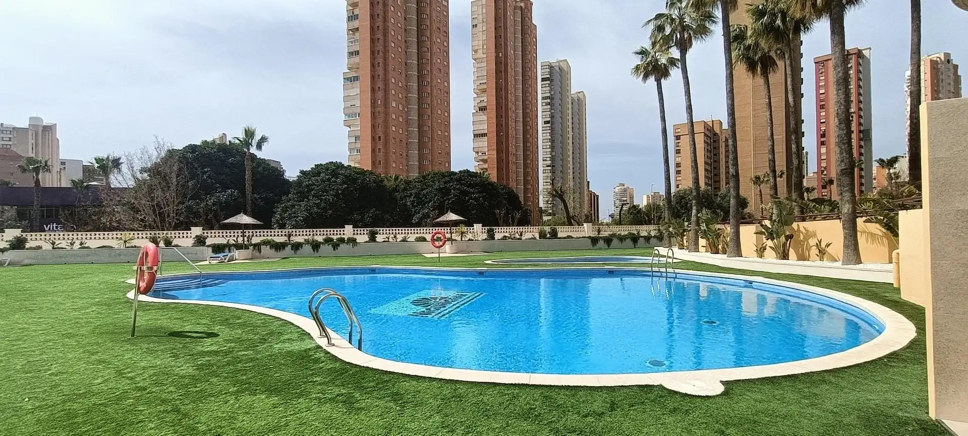 Swimming pool of Apartments for sale in Benidorm  with Air Conditioner, Private garden and Terrace