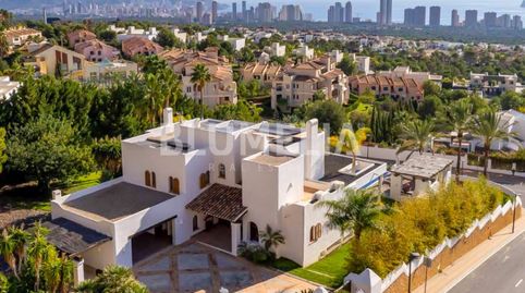 Exclusiva villa privada estilo ibizenco en venta en Finestrat