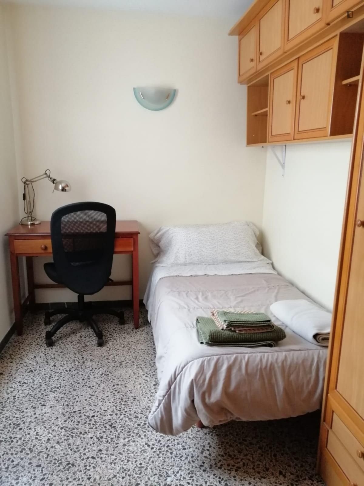 Apartament per a compartir a L'Olivera