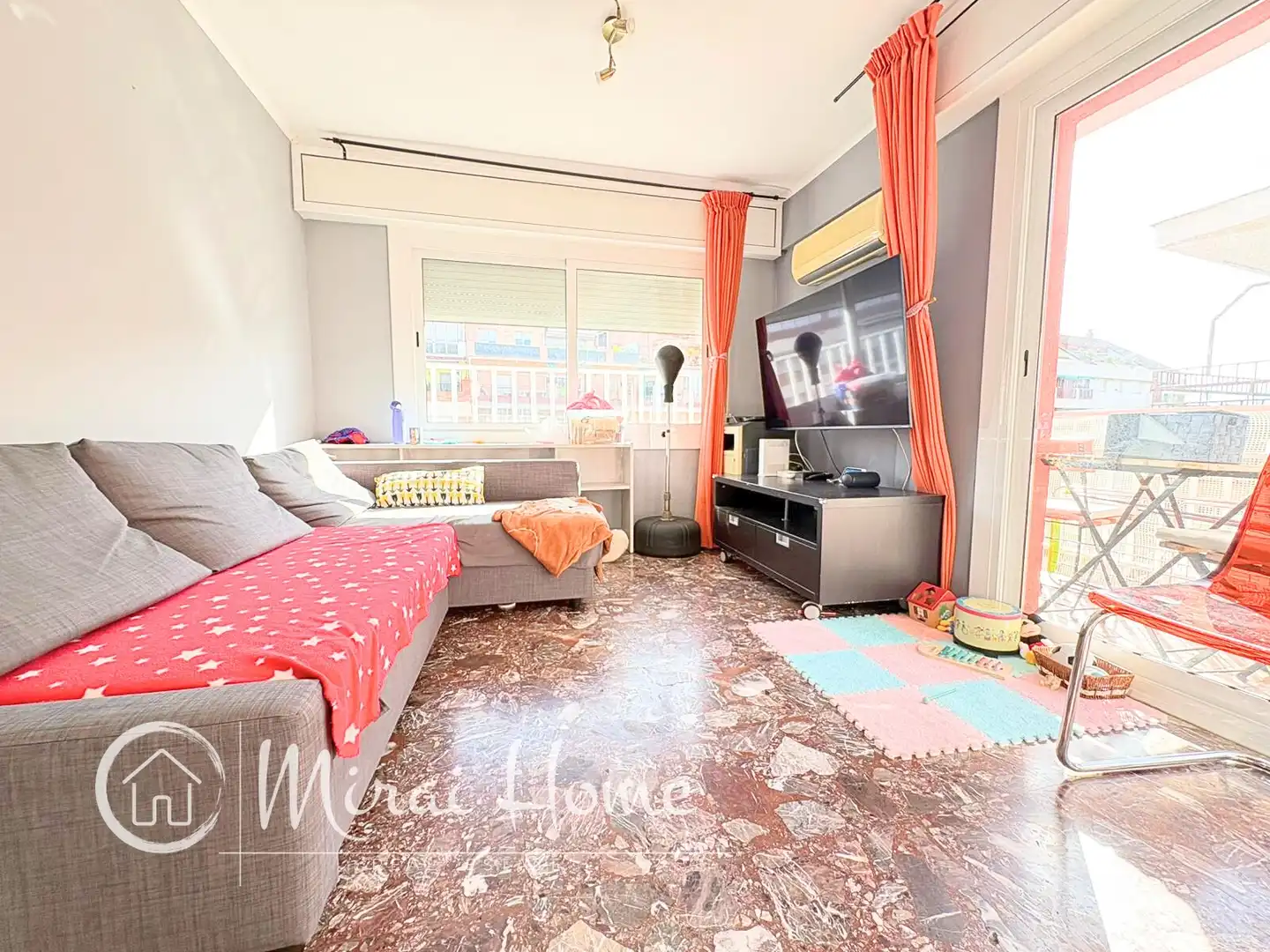 Sala de estar de Piso en venta en Granollers con Aire acondicionado y Balcón