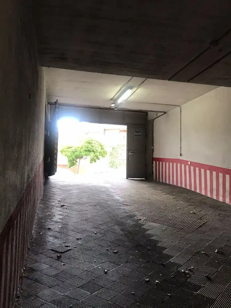 Parkplatz zum Verkauf in Centro, imagen 4