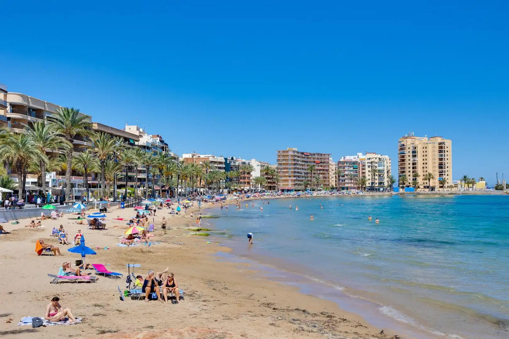 Exterior view of Study for sale in Torrevieja  with Air Conditioner, Terrace and Balcony