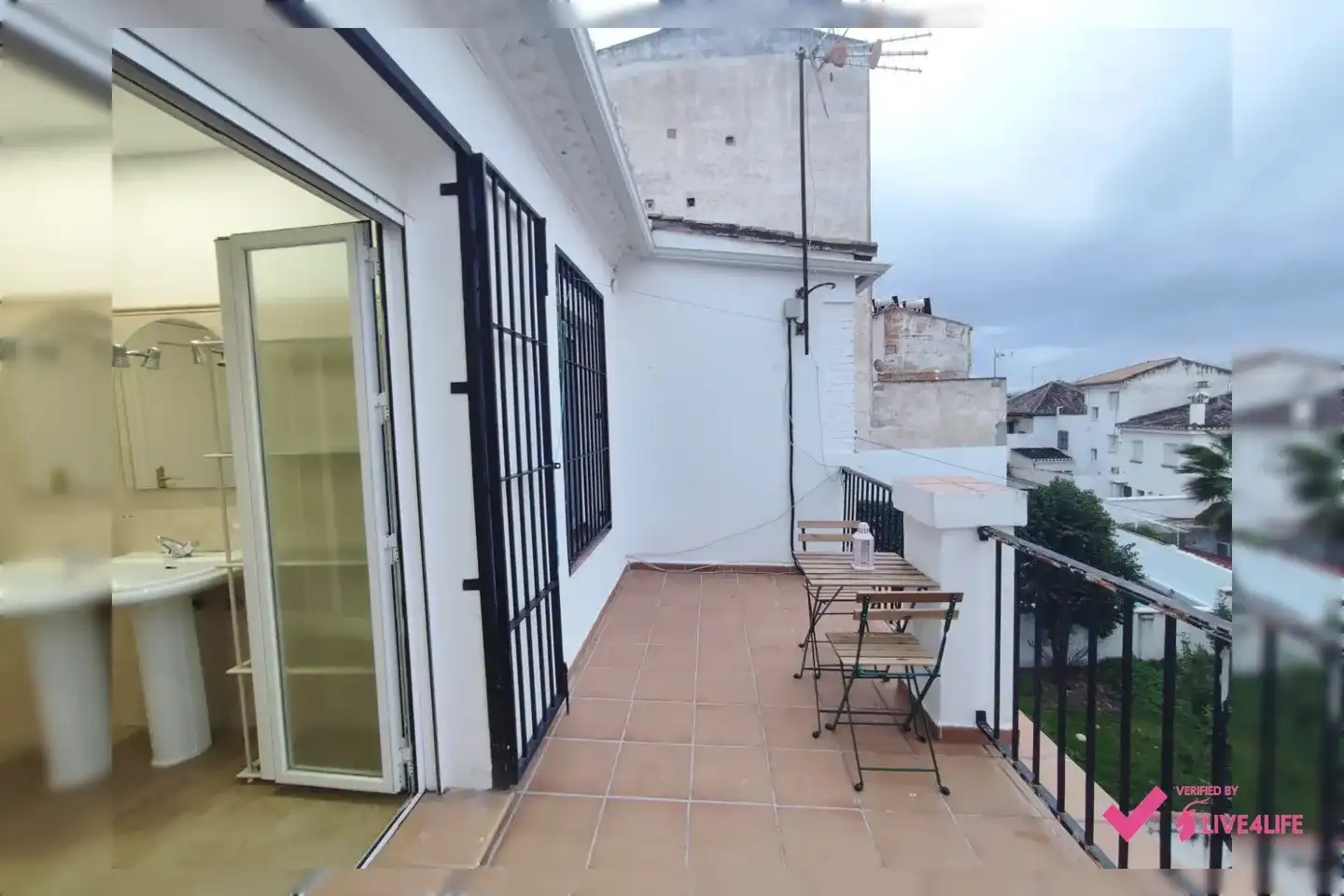Balcony of Ground floor for share in Granada  with Heating, Terrace and Storage room