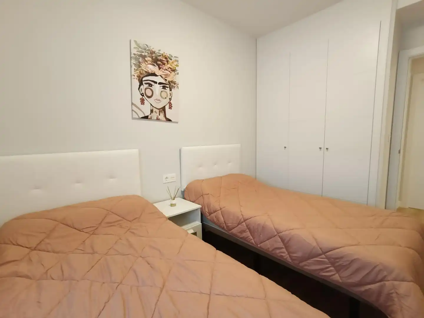 Bedroom of Flat for rent in Rincón de la Victoria  with Air Conditioner, Heating and Parquet flooring