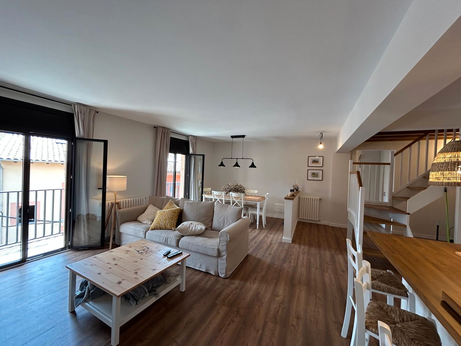Living room of Flat for sale in Molló  with Parquet flooring, Furnished and Balcony