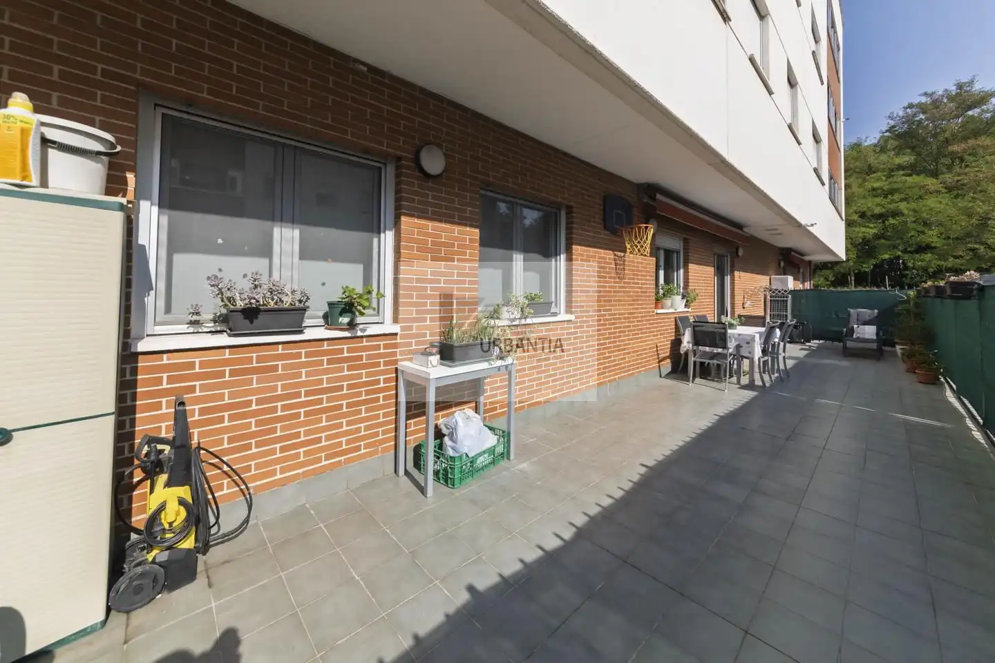 Vista exterior de Planta baixa en venda en Orkoien amb Calefacció, Parquet i Terrassa