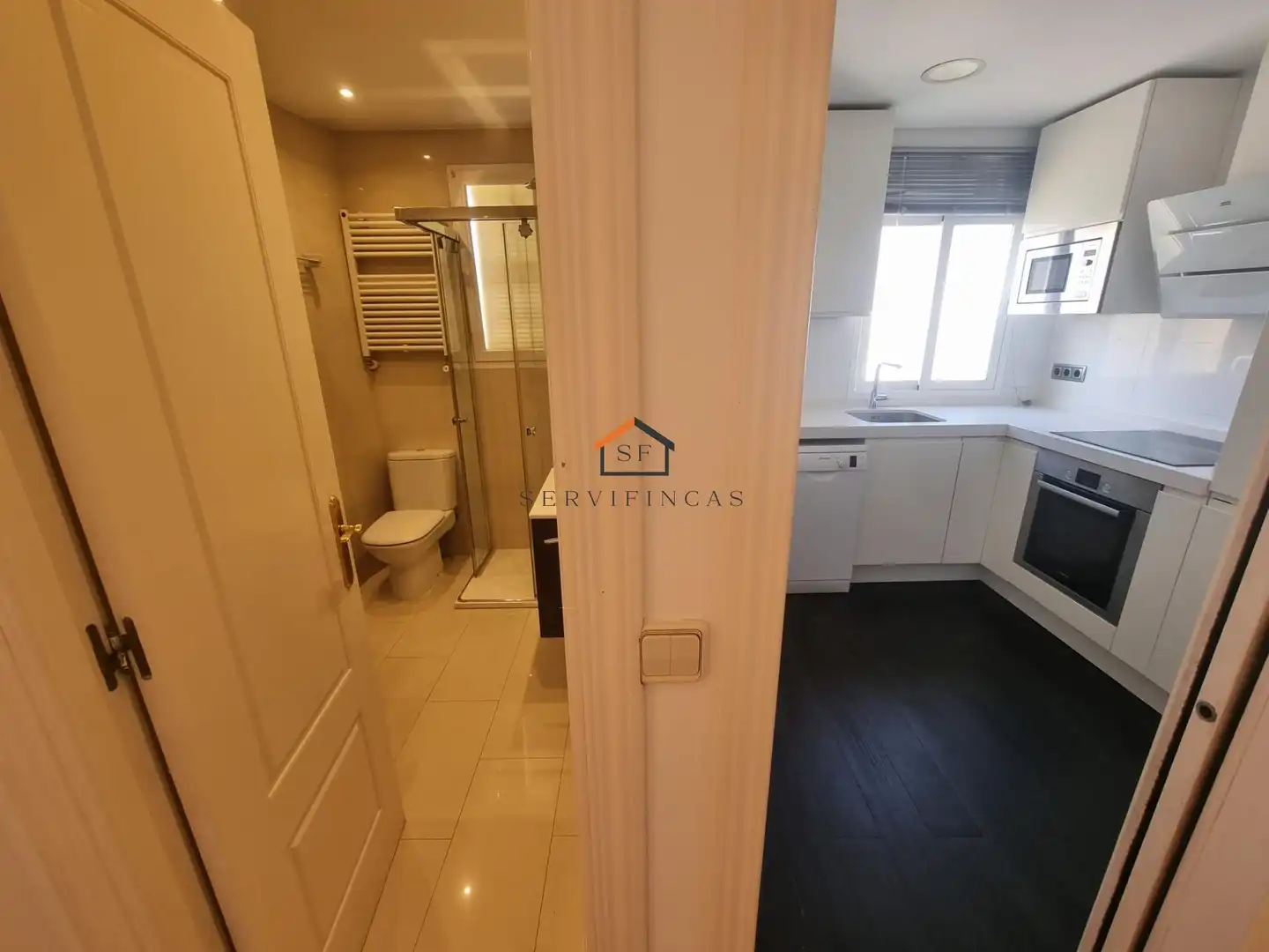 Bathroom of Attic for sale in Madrid  with Air Conditioner, Heating and Terrace