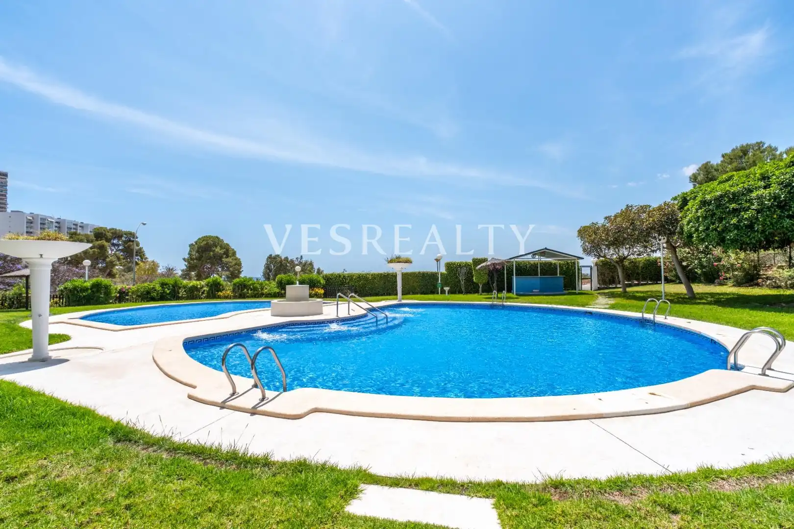 Piscina de Àtic de lloguer en Alicante / Alacant amb Jardí privat, Terrassa i Balcó
