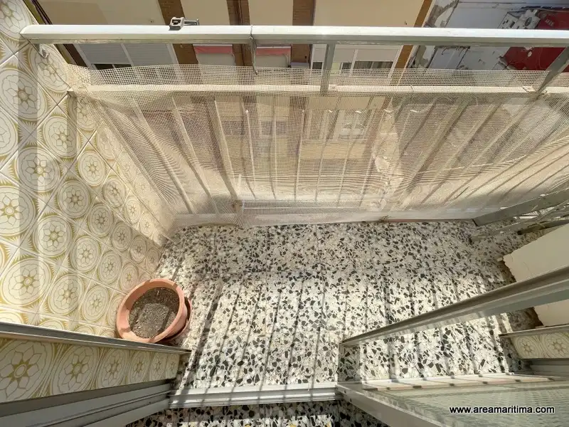 Terraza de Piso en venta en Valencia con Amueblado, Horno y Lavadora