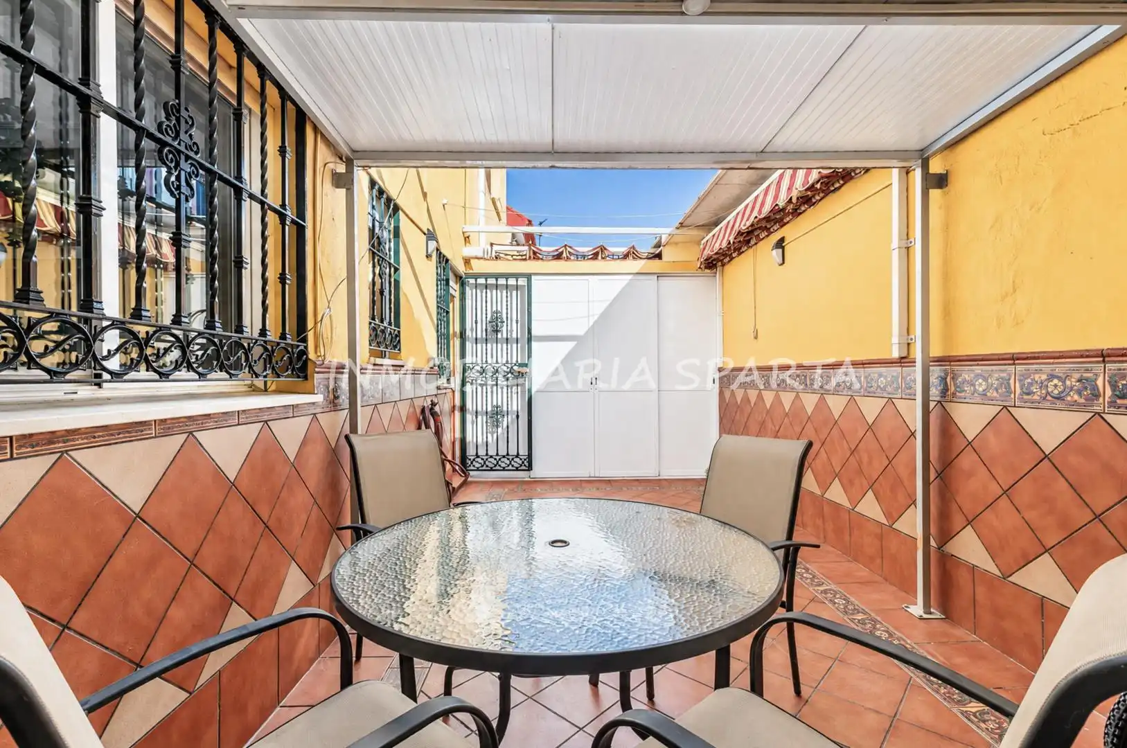 Terrassa de Casa adosada en venda en Santiponce, Sevilla