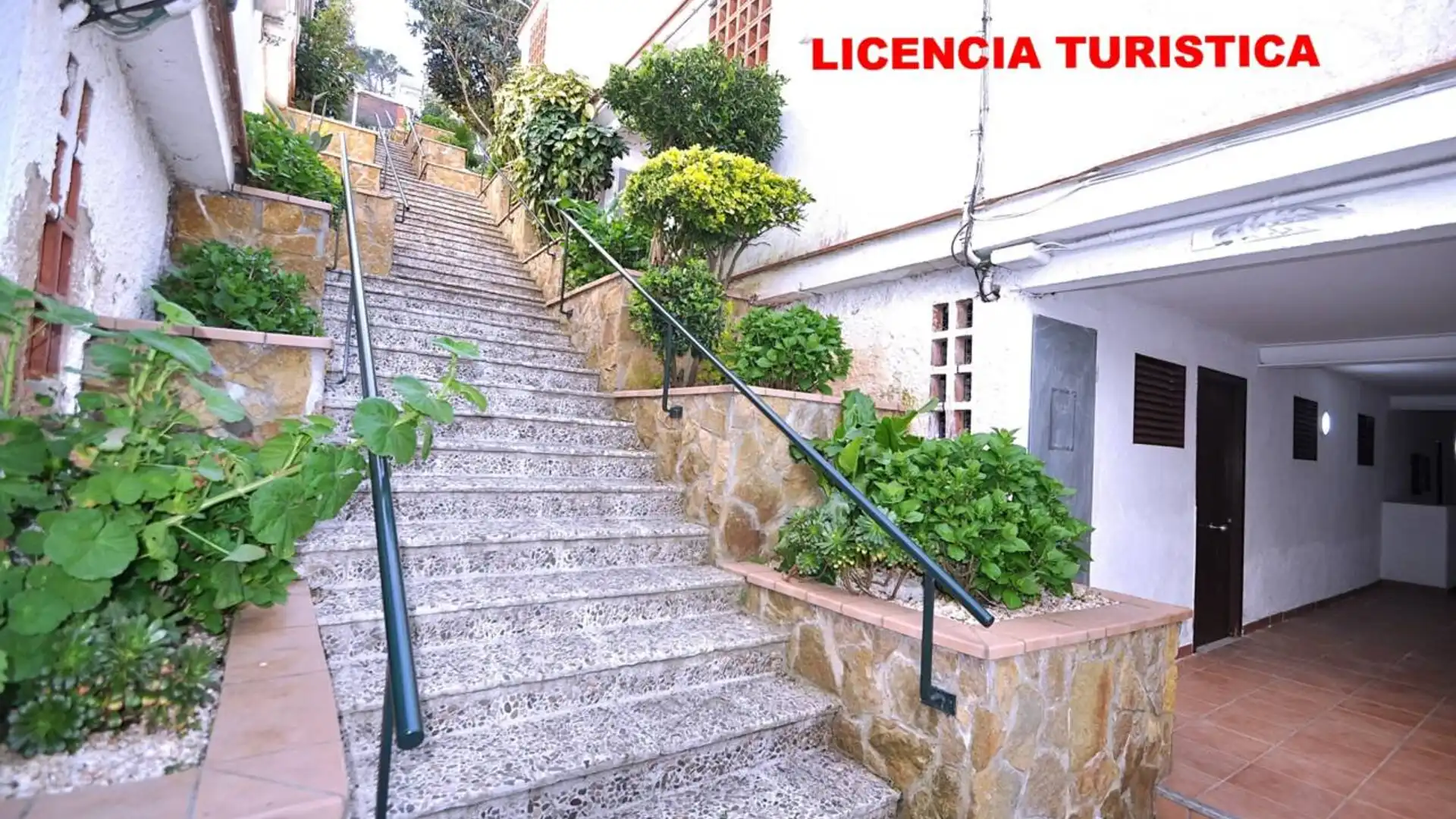 Außenansicht von Wohnung zum Verkauf in Lloret de Mar mit Klimaanlage, Abstellraum und Möbliert