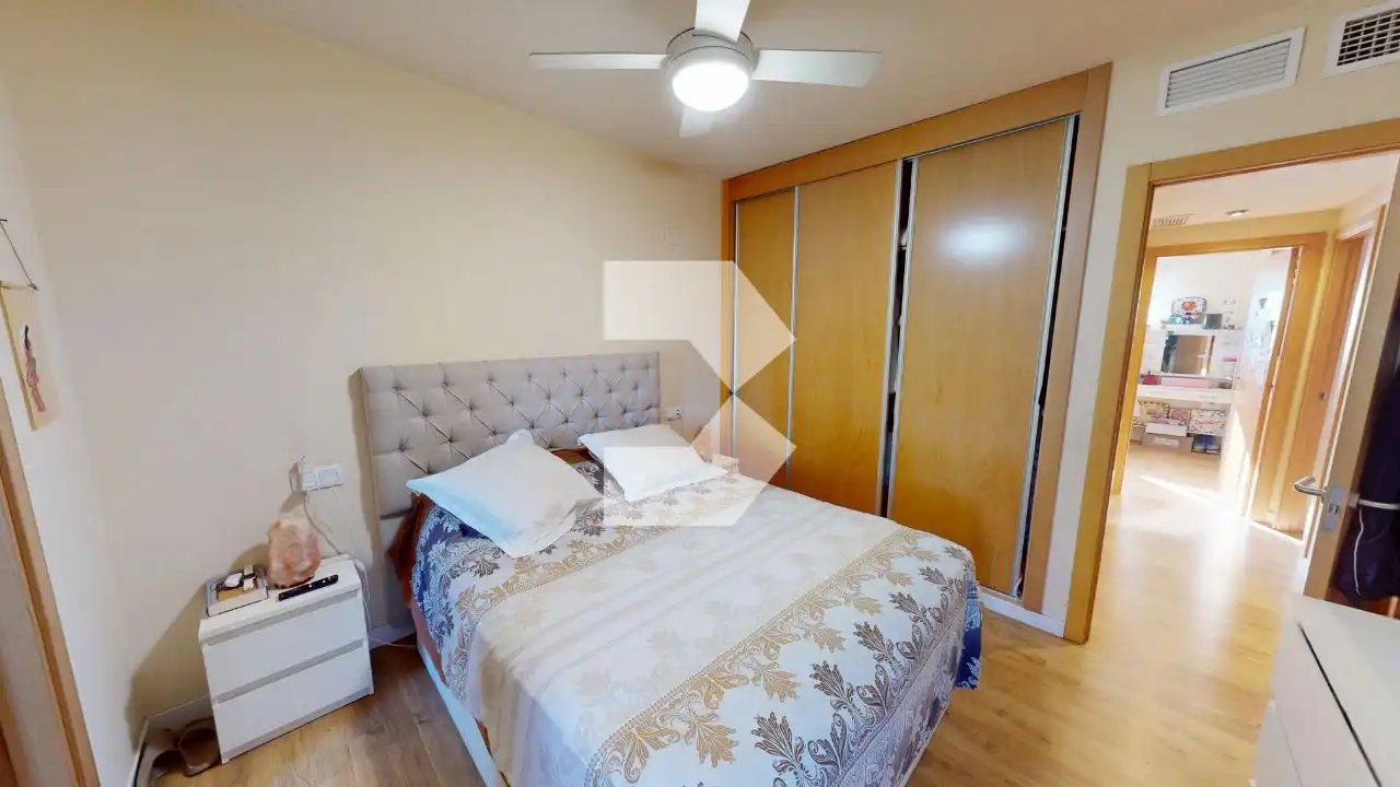 Schlafzimmer von Wohnung zum Verkauf in Alicante / Alacant mit Klimaanlage, Parkett und Terrasse