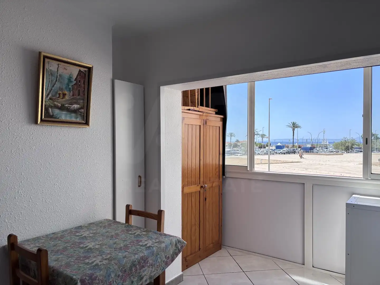 Habitación de Estudio en venta en Castelló d'Empúries con Aire acondicionado y Calefacción