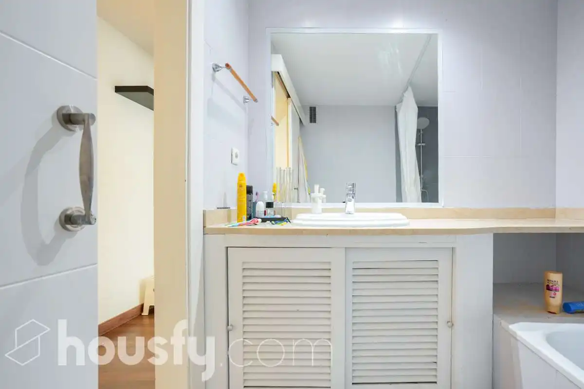 Baño de Planta baja en venta en Las Rozas de Madrid con Aire acondicionado, Calefacción y Jardín privado