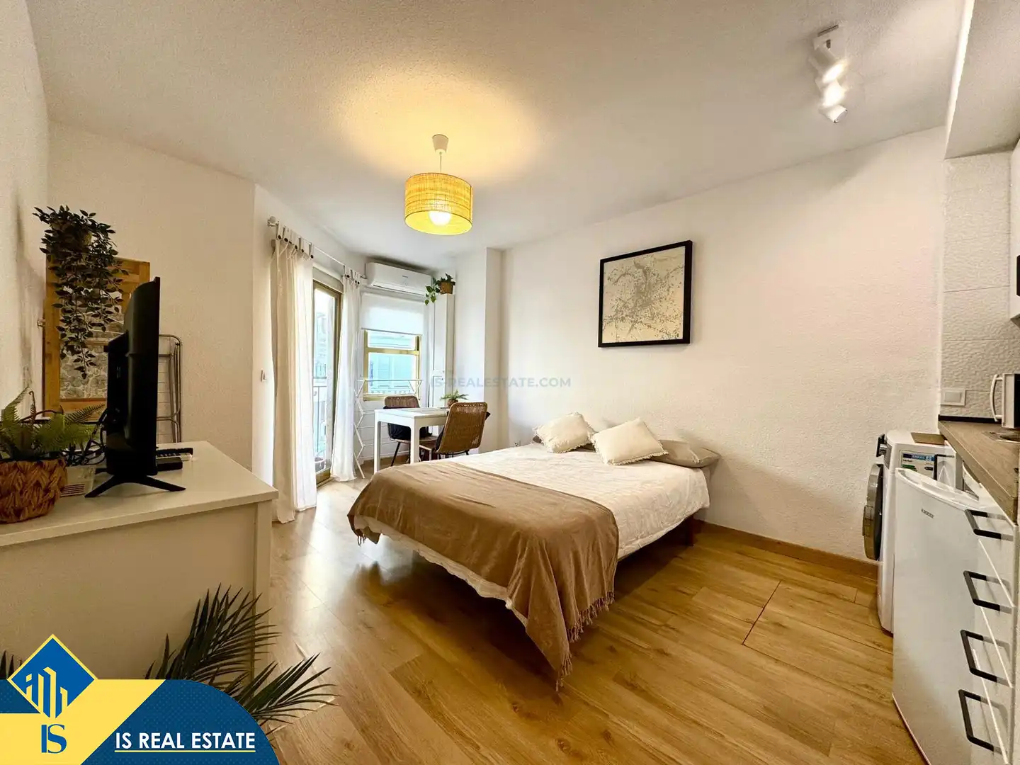 Schlafzimmer von Wohnung zur Miete in Torrevieja mit Klimaanlage, Heizung und Terrasse