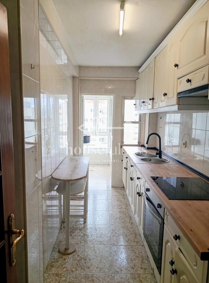 Kitchen of Flat for sale in Ferrol  with Heating, Terrace and Furnished