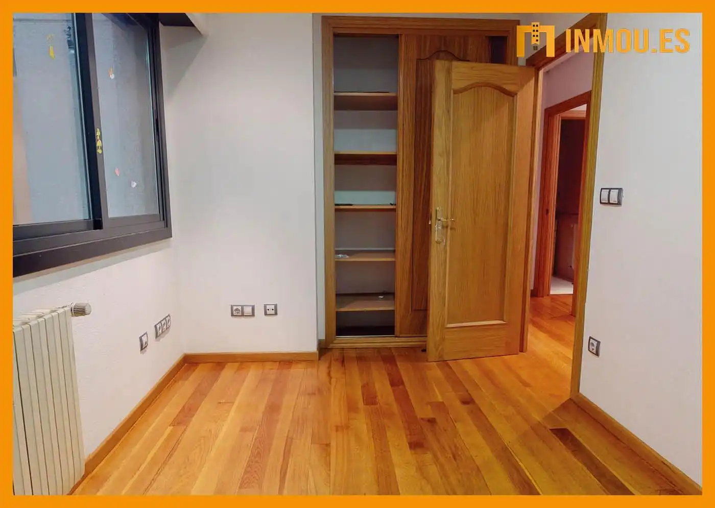 Schlafzimmer von Wohnung zum Verkauf in Ourense Capital  mit Heizung, Parkett und Terrasse