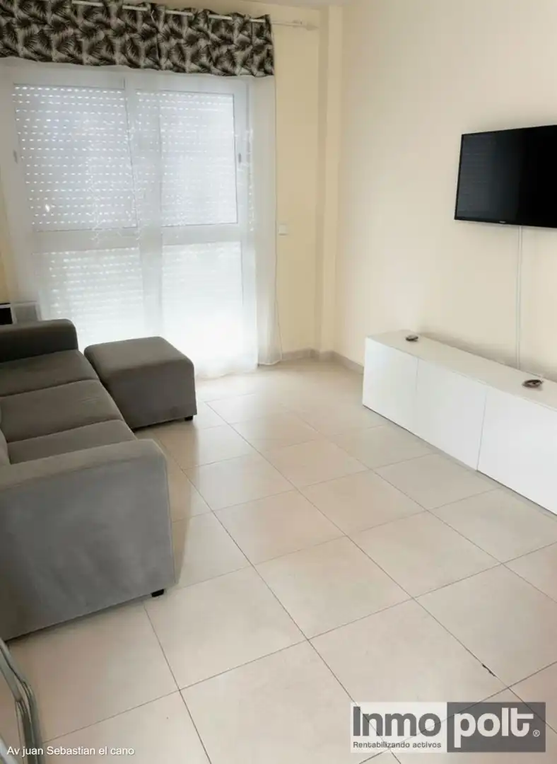 Sala de estar de Ático de alquiler en Vera con Aire acondicionado, Terraza y Amueblado