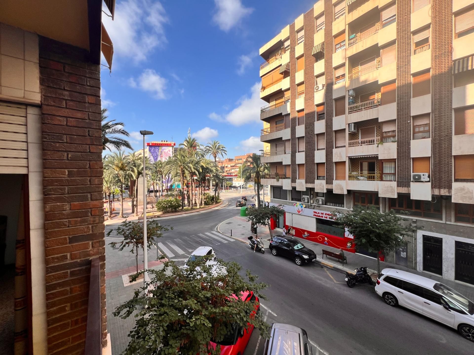 Piso en venta en Reina Victoria - Miguel Hernández, Elche ciudad