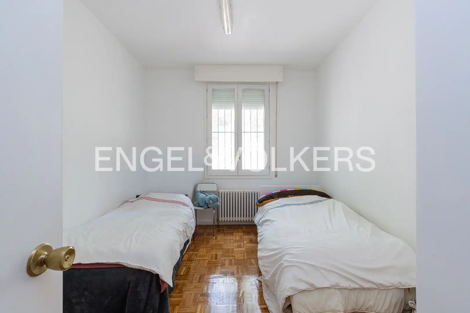 Bedroom of Houses for sale in San Lorenzo de El Escorial  with Heating, Private garden and Terrace