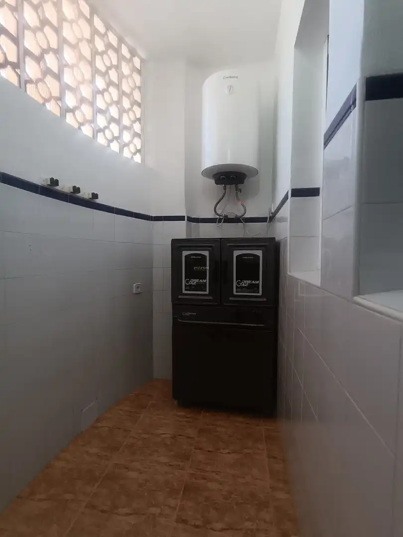 Cuina de Casa adosada en venda en Cartagena amb Jardí privat, Terrassa i Forn