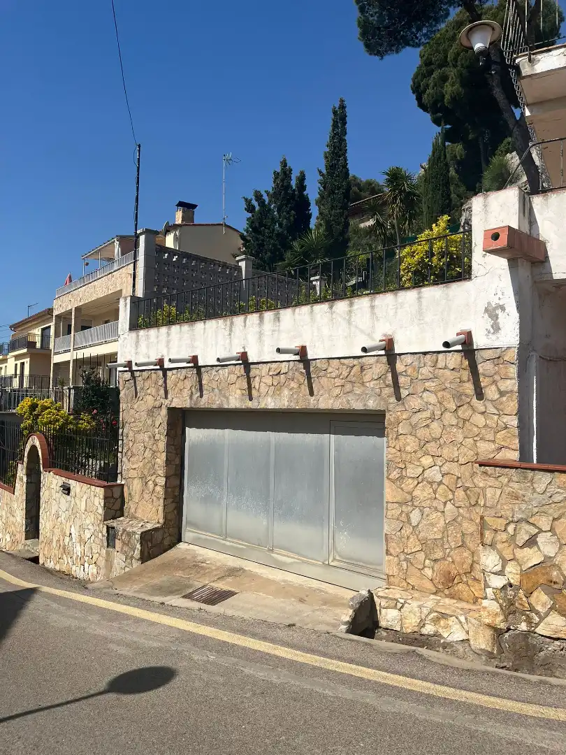 Vista exterior de Casa o chalet en venta en L'Estartit con Aire acondicionado, Jardín privado y Trastero