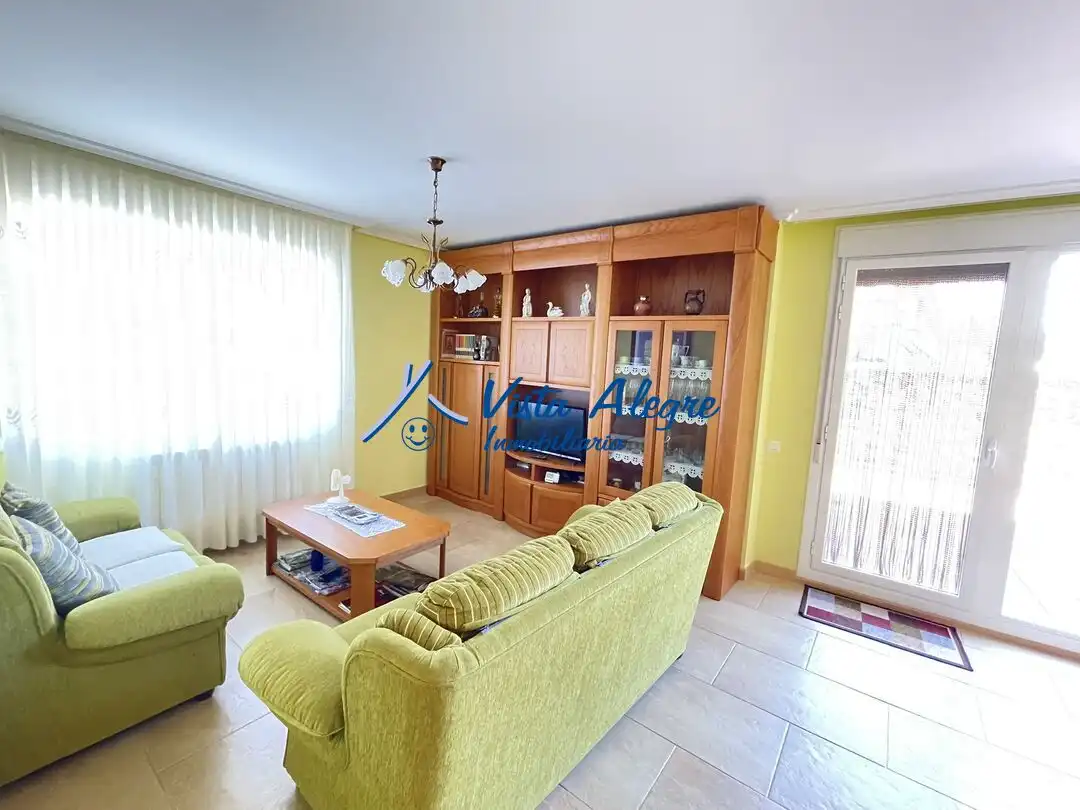 Living room of Detached homes for sale in Haro  with Heating, Parquet flooring and Terrace