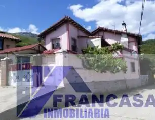 Vista exterior de Casa o chalet en venta en Santibáñez de la Peña