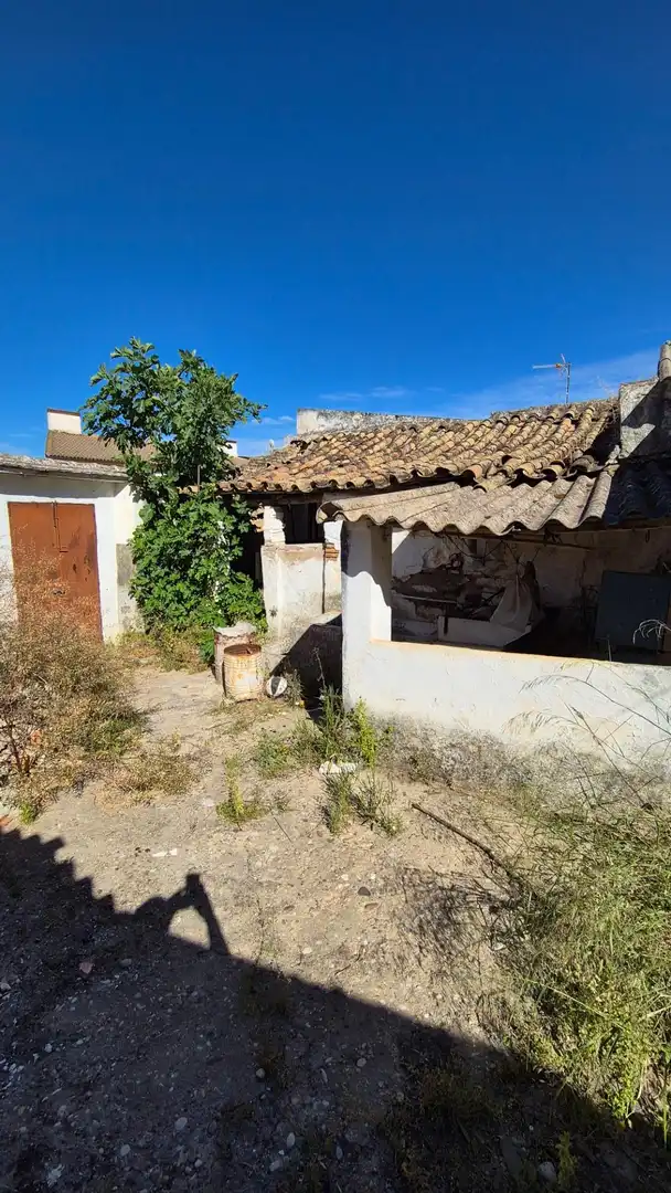 Außenansicht von Residential zum Verkauf in Almodóvar del Río