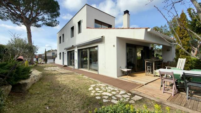 Casa-chalet en Venta en Castellolí