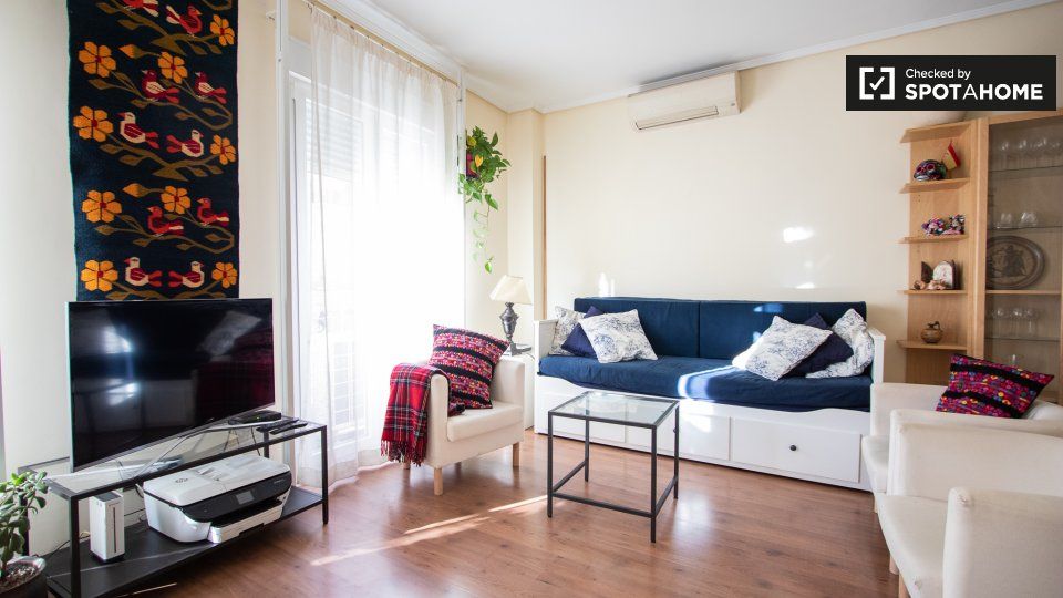 Piso de alquiler en Cuatro Caminos - Azca