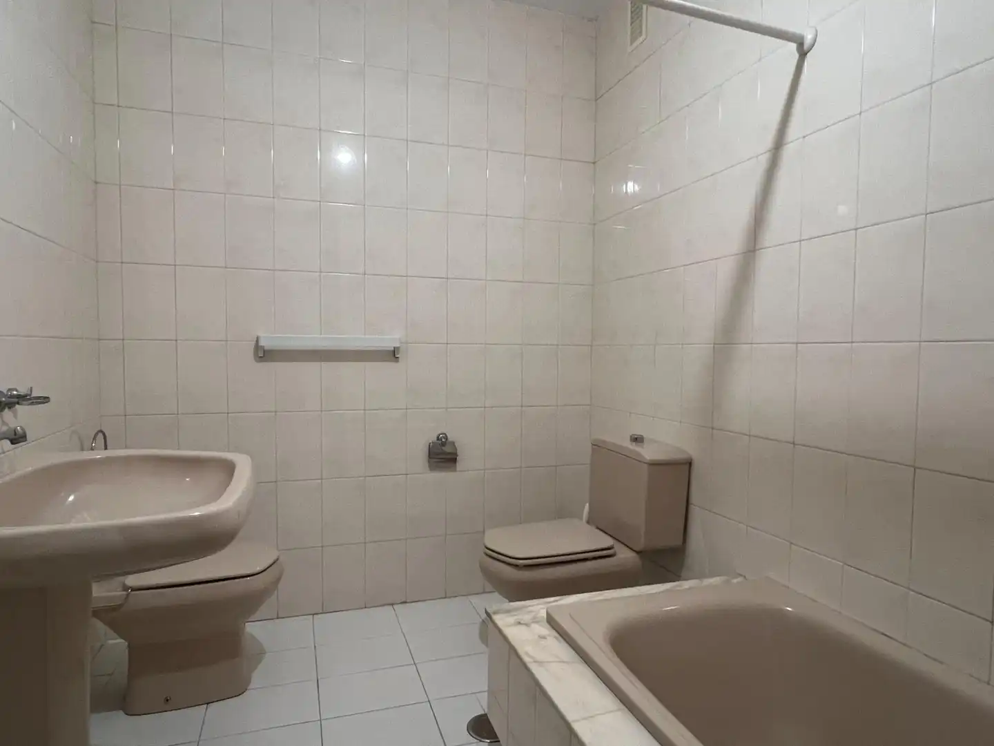 Bany de Pis de lloguer en Cambre  amb Parquet i Traster
