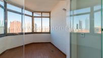 Bedroom of Flat for sale in  Madrid Capital  with Air Conditioner, Heating and Oven