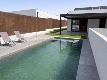 Villa con piscina in vendita a Calle Miguel de Unamuno