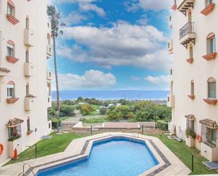 Exterior view of Apartment for sale in Estepona