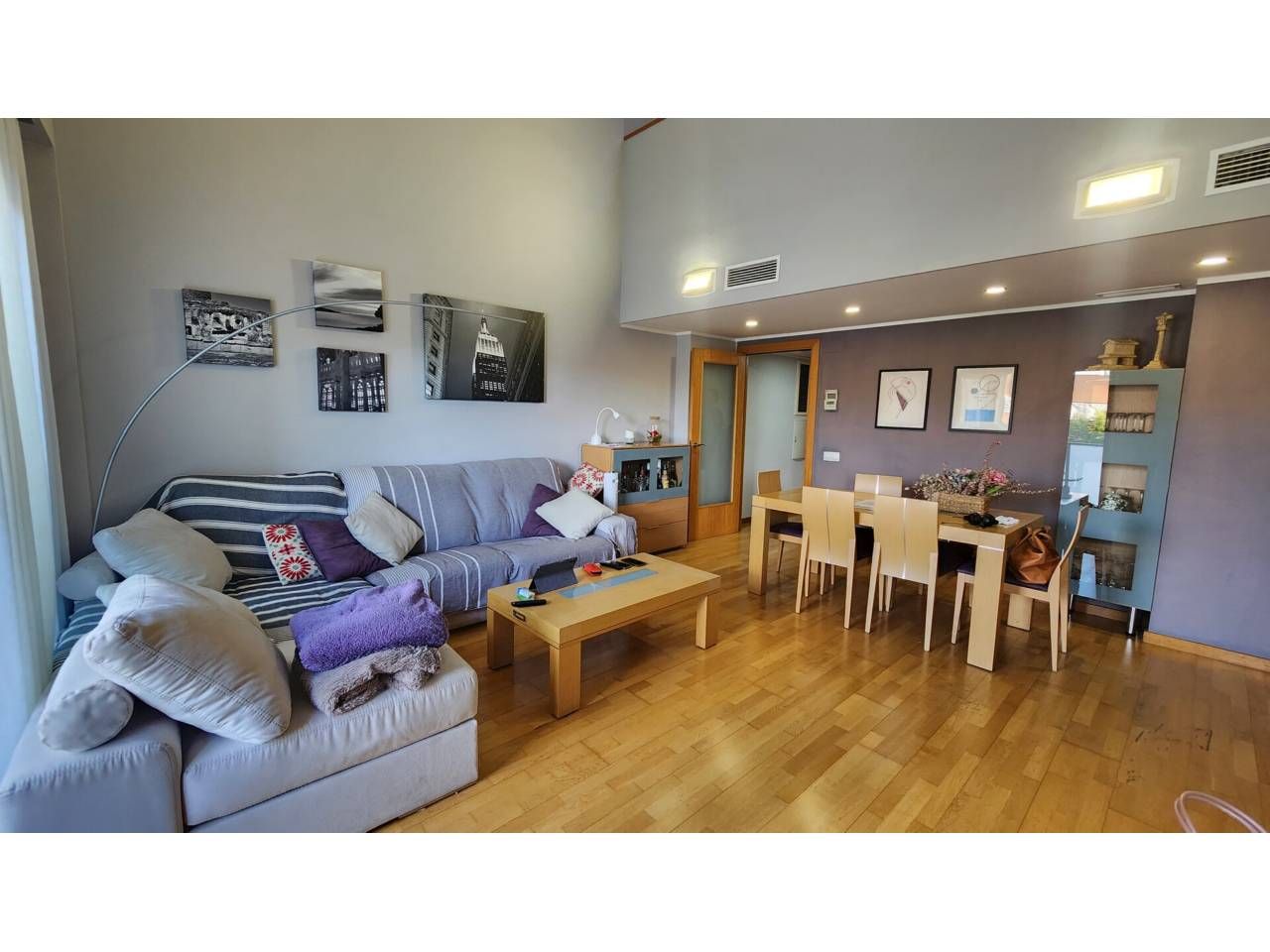 Living room of Attic for sale in Sant Boi de Llobregat  with Air Conditioner, Heating and Terrace